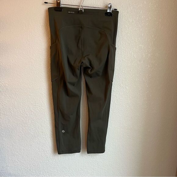 Lululemon Speed Up Crop *21"
Dark Olive - Picture 12 of 13